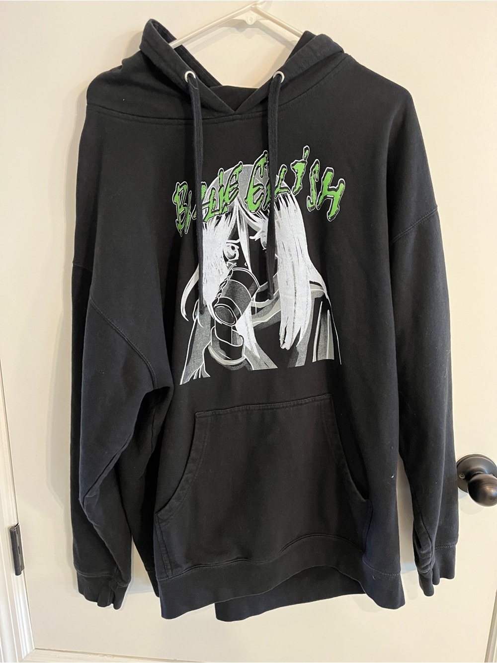Men’s size XXL Billie Eilish Pullover Hoodie